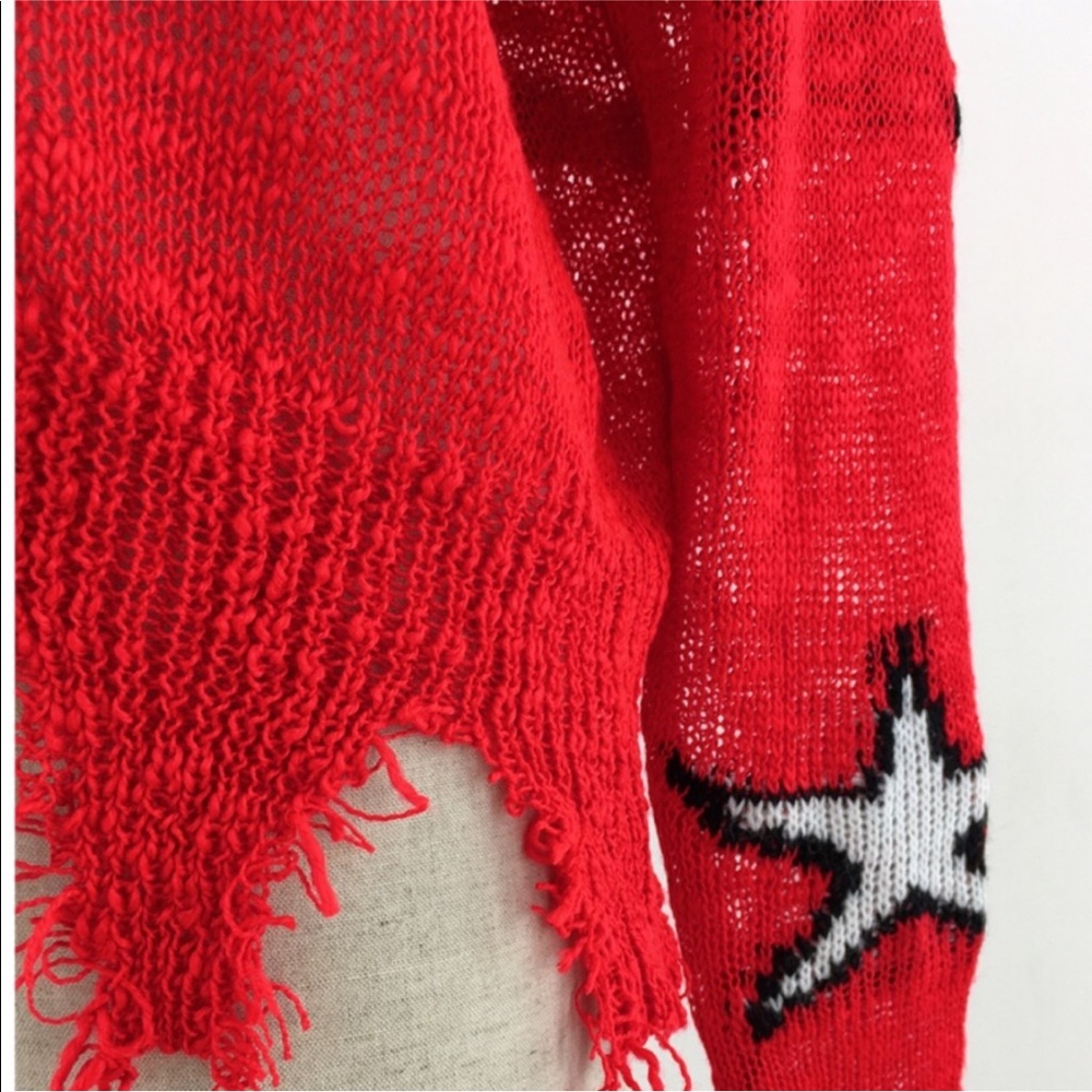 Red Star Patterned Women's Sweater - Picture 8 of 8